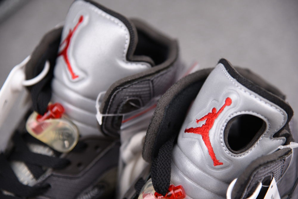 Off-White  Air Jordan 5 Retro SP Muslin CT8480 001