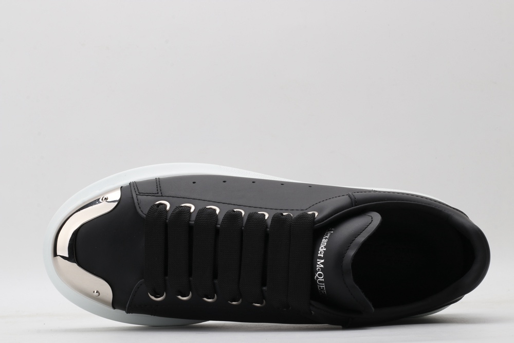 AMQ Leather Black Sneakers