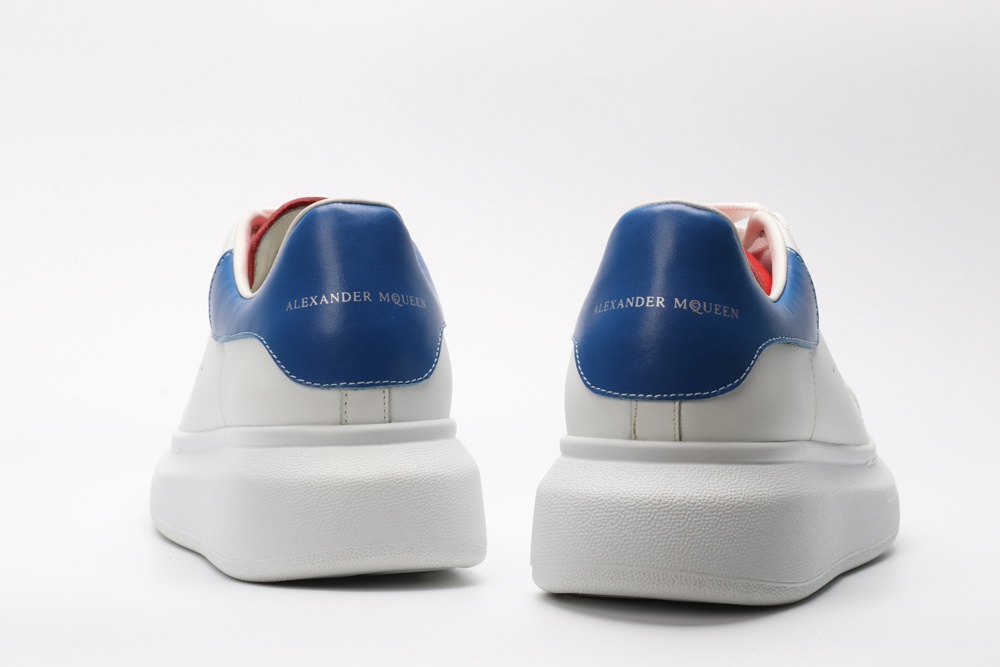 AMQ OVERSIZED SNEAKER Blue