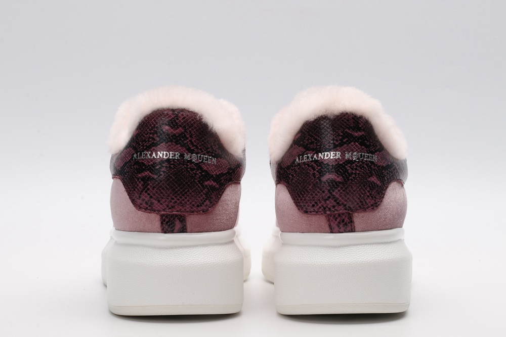 AMQ oversized winter boot