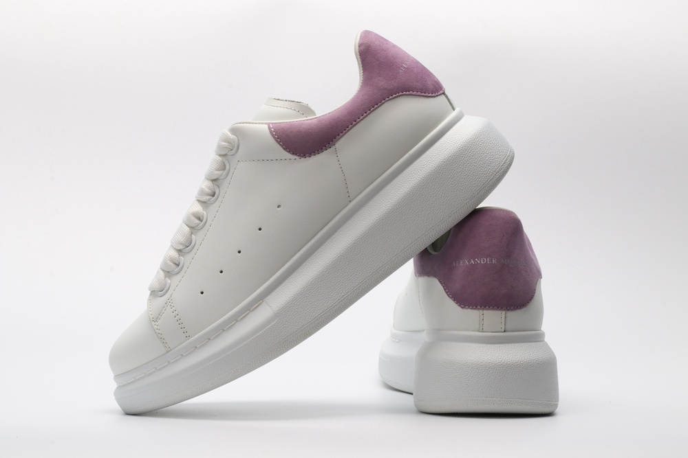 AMQ OVERSIZED SNEAKER