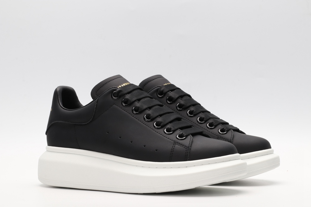 AMQ Black oversized sneakers