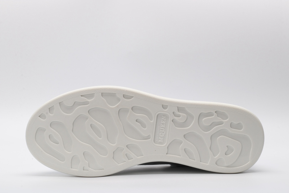 AMQ Sneakers