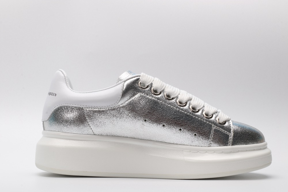 AMQ Sneakers