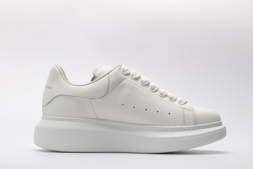 AMQ Leather Platform Sneakers